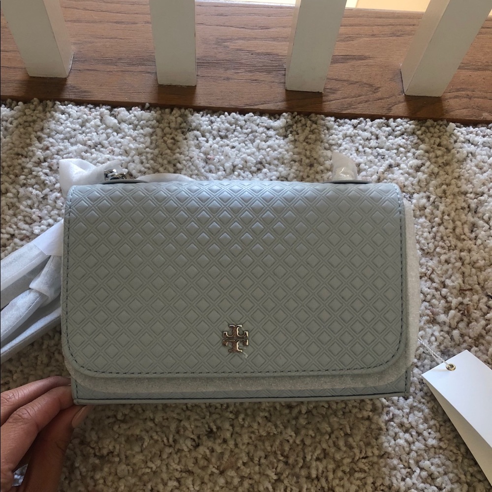 NEW WITH TAGS Tory Burch Iceburg Shoulder Bag